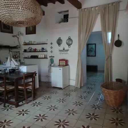بيت للعطل Casa Gianni Alicudi